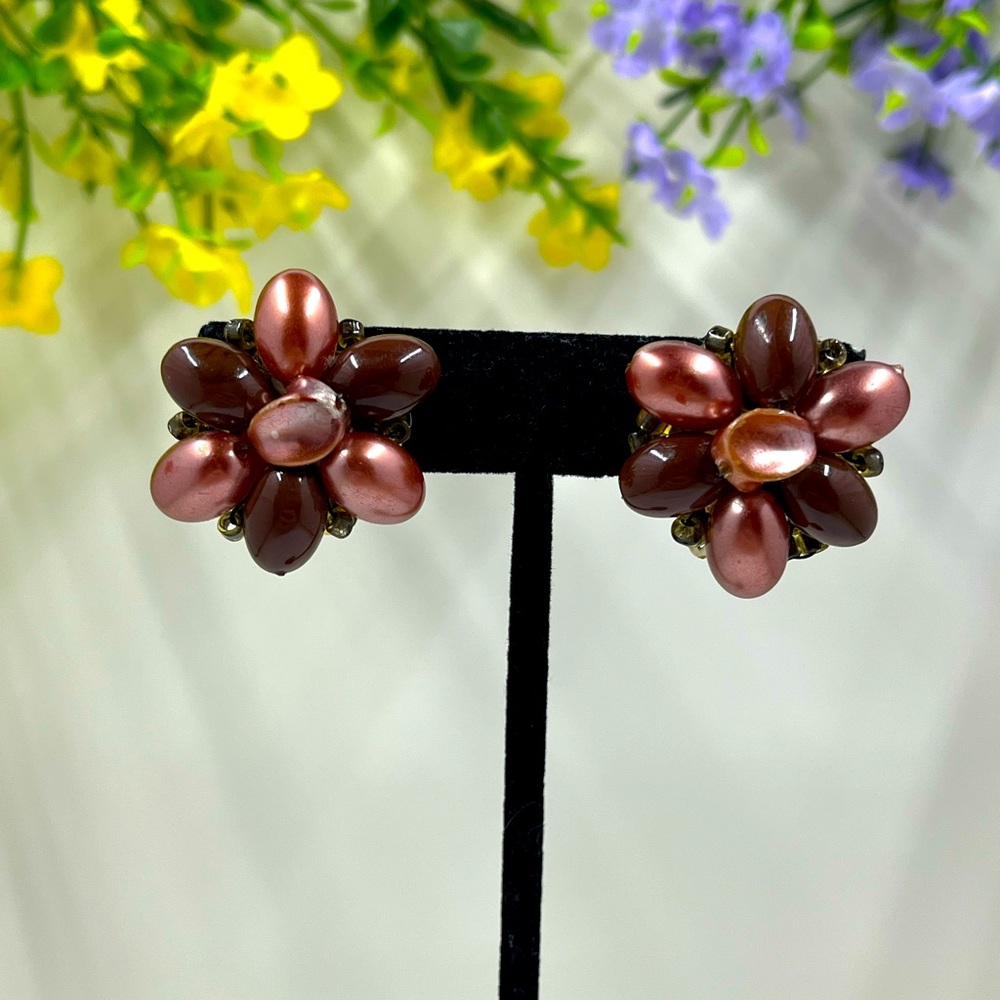 Hong Kong Signed Vintage Red Beaded Clip on Earrings